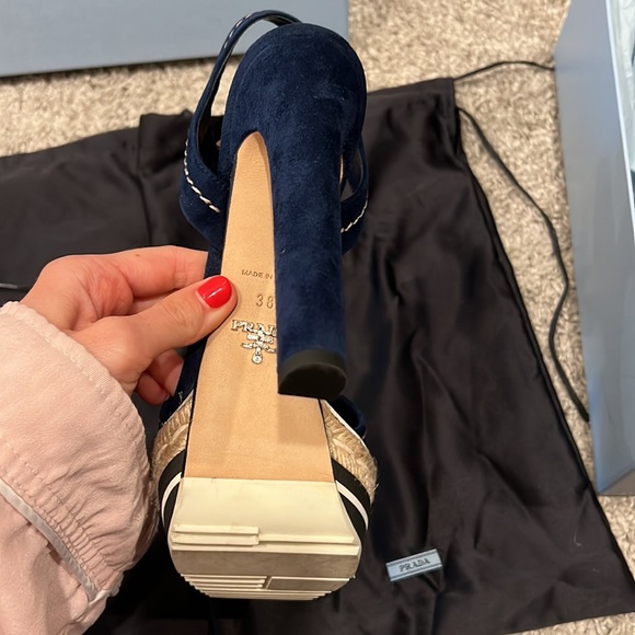 Parada Platform Heels - Worn Once - Picture 16 of 17